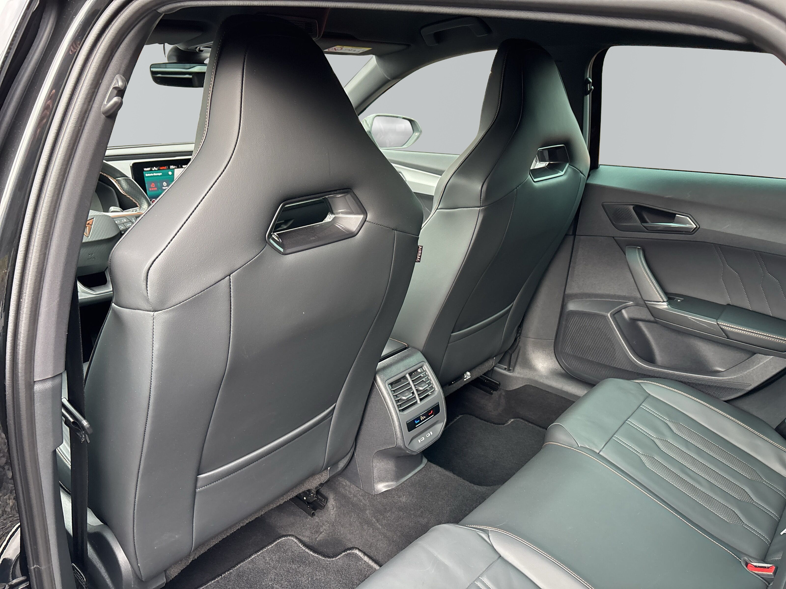 Formentor Basis e-Hybrid *SHZ*LED*AHK*