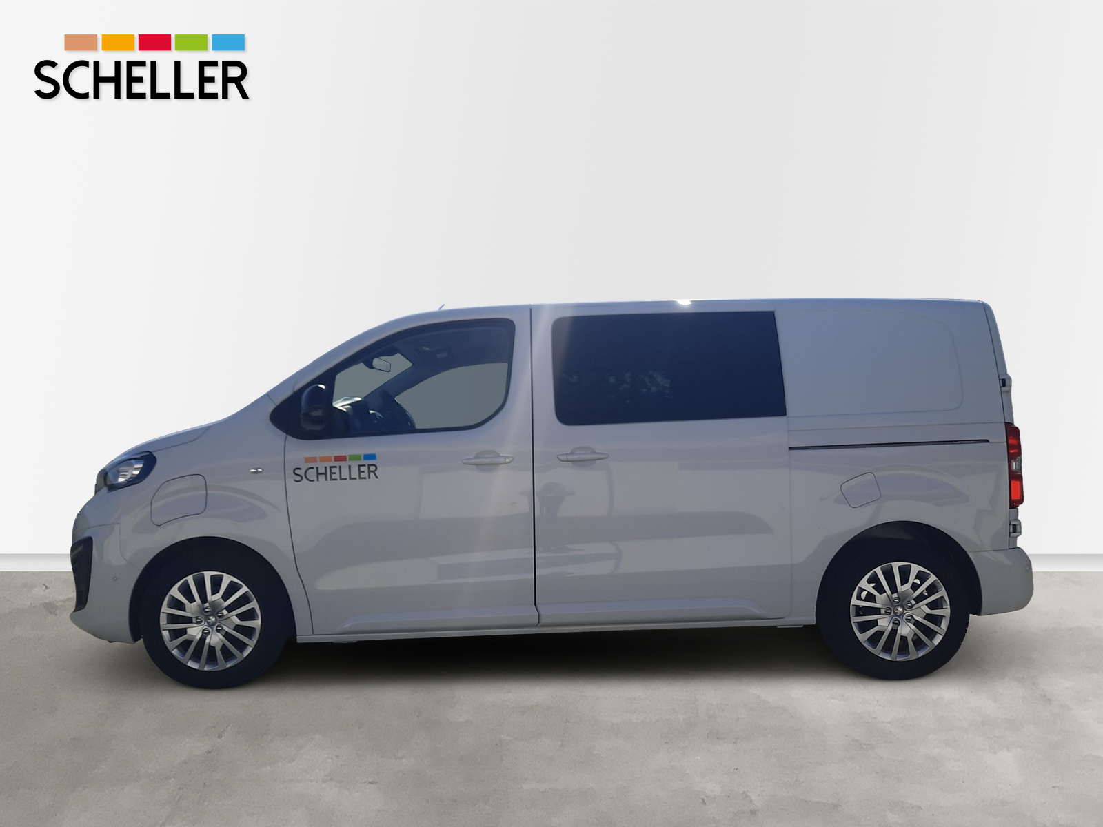 Expert-E Doppelkabine 100 kW - 75 kWh