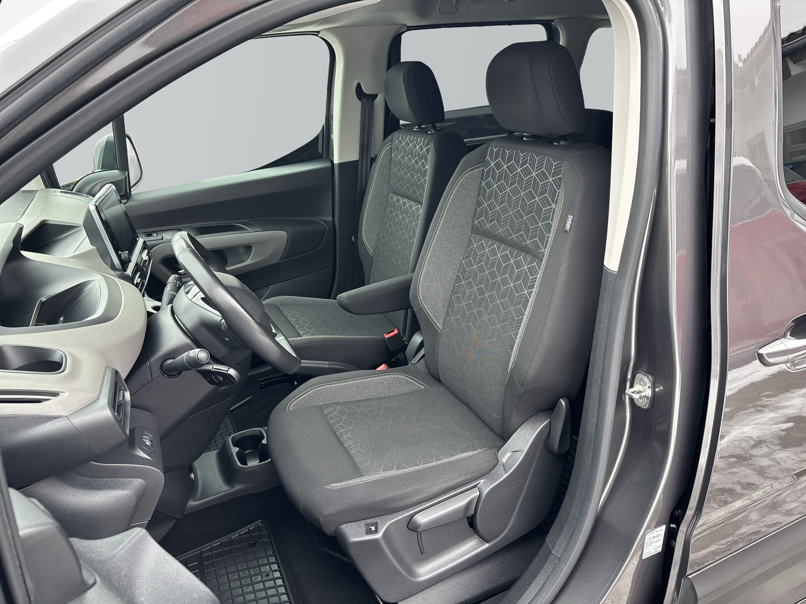 Rifter Active L2 1.2 PureTech 6 Gang *7-SITZE*PDC*SHZ*KLIMA*