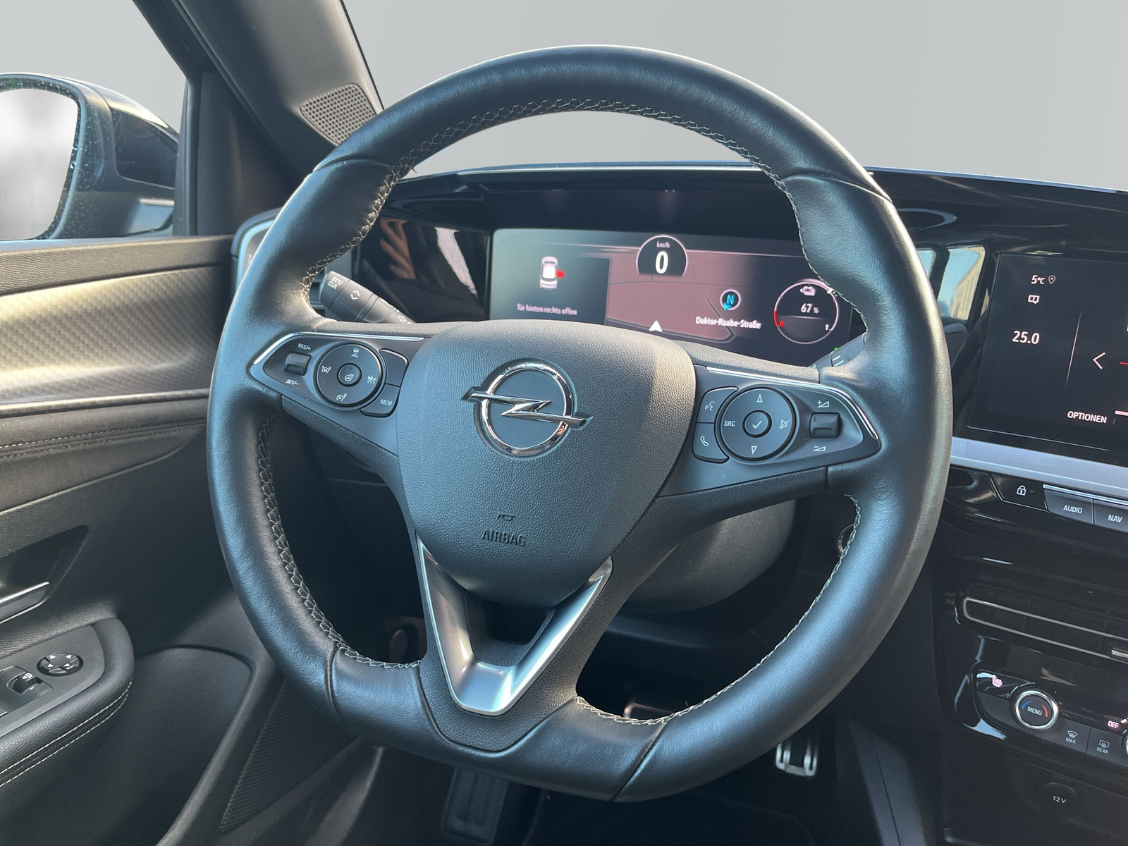 Mokka e Ultimate 50 kWh *NAVI*SHZ*KAMERA*INTELLILUX*