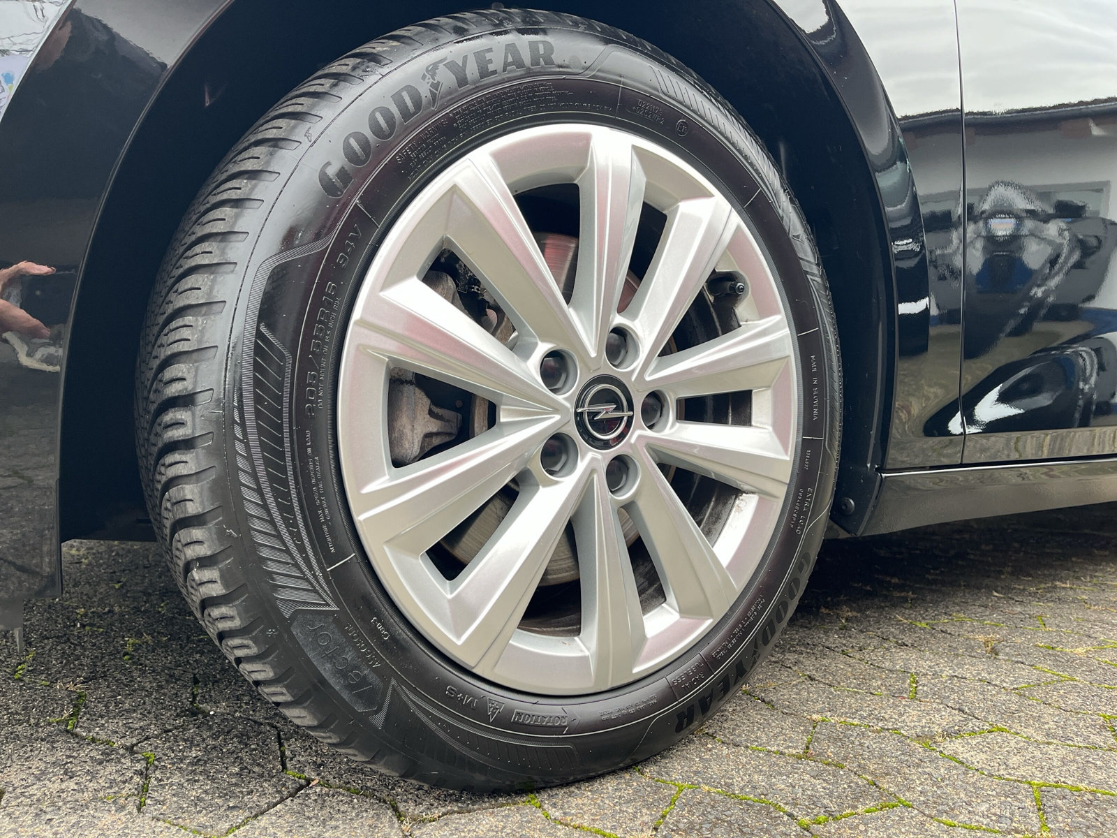 Astra L Sports Tourer Elegance 1.2 Turbo *NAVI*LED*KAMERA*2-ZONEN-KLIMA*