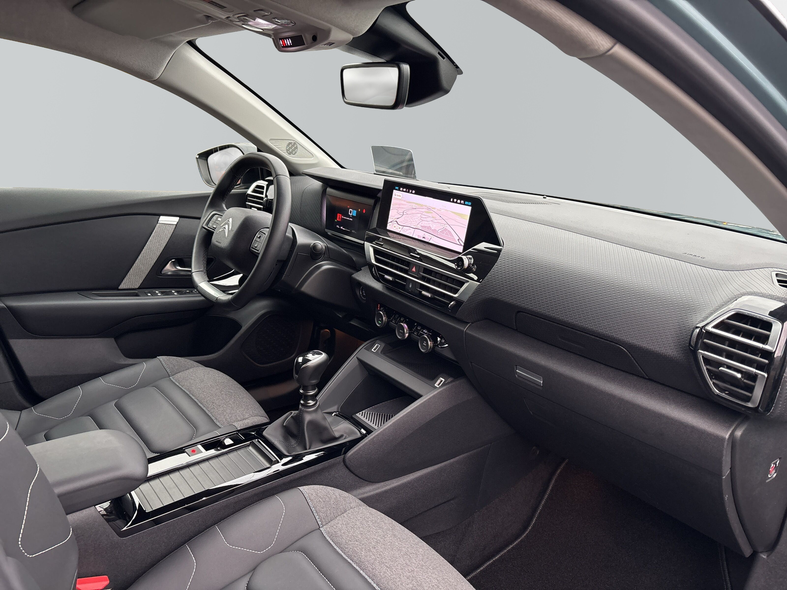 C4 Lim. Shine 1.2 PureTech 130 6-Gang *NAVI*KAMERA*SHZ*2-ZONEN*