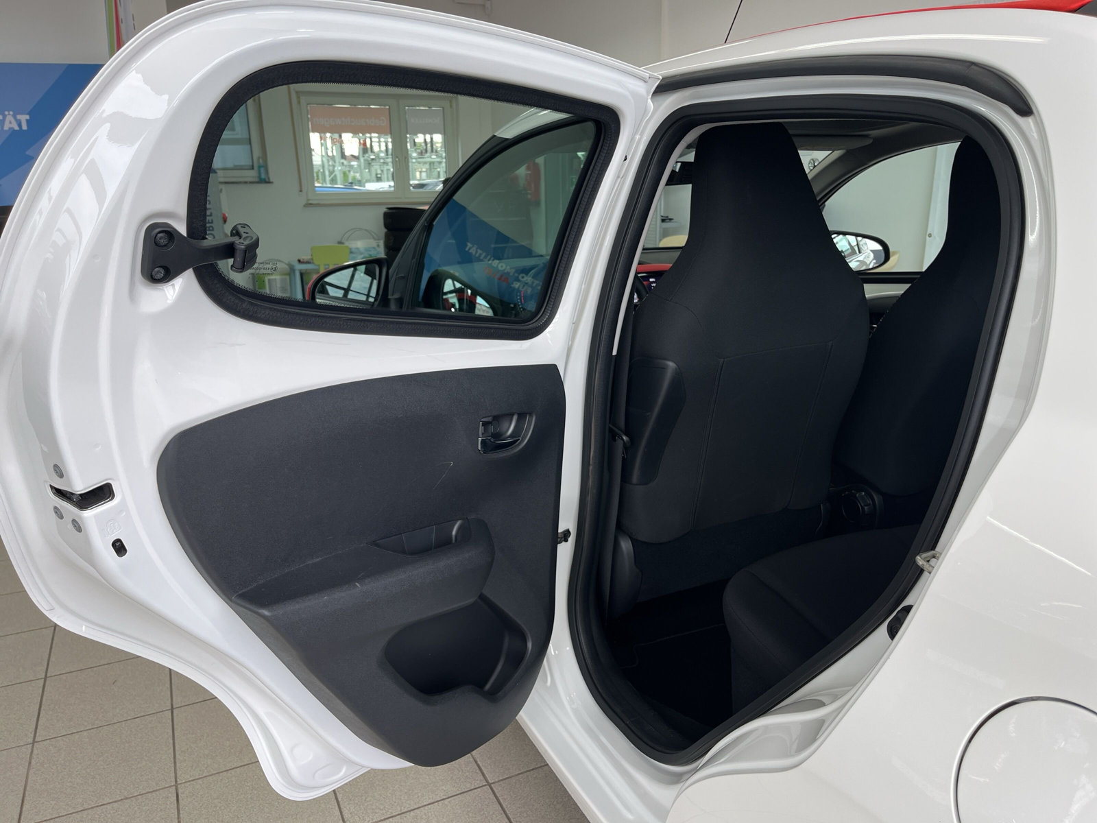 C1 Airscape Shine 1.0 VTi *SHZ*KLIMA*LMF-15ZOLL*