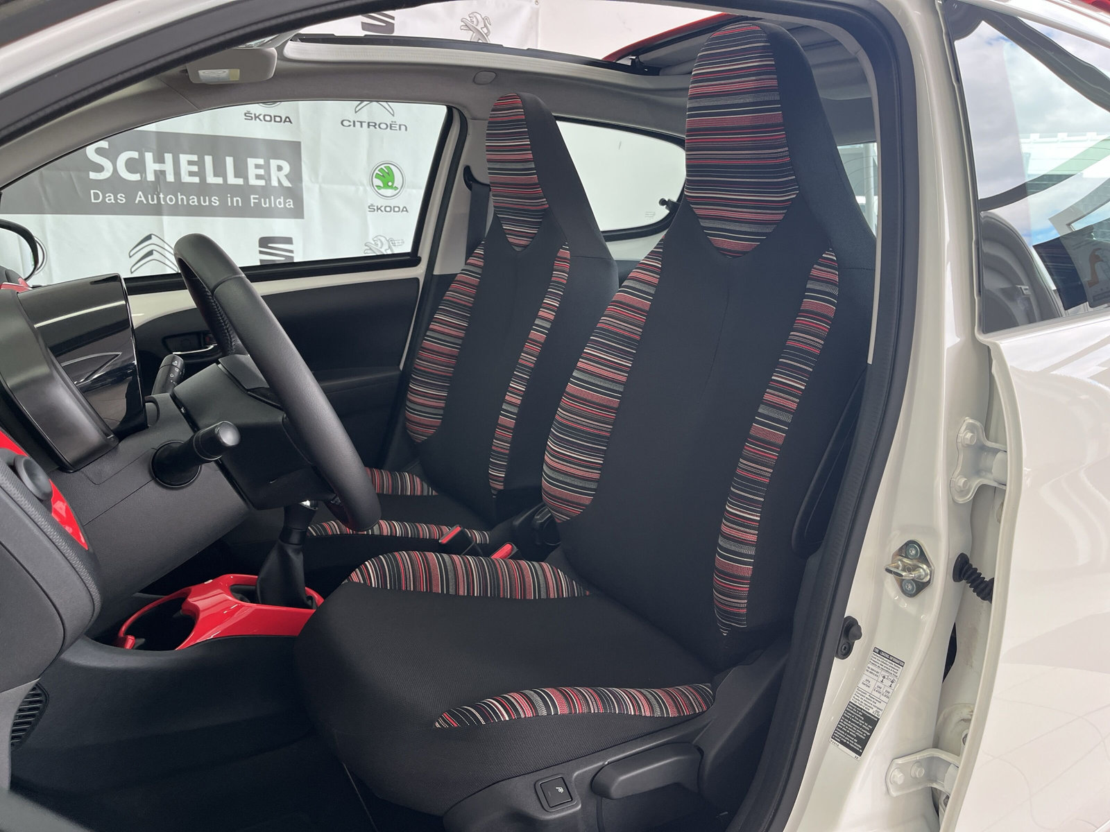 C1 Airscape Shine 1.0 VTi *SHZ*KLIMA*LMF-15ZOLL*