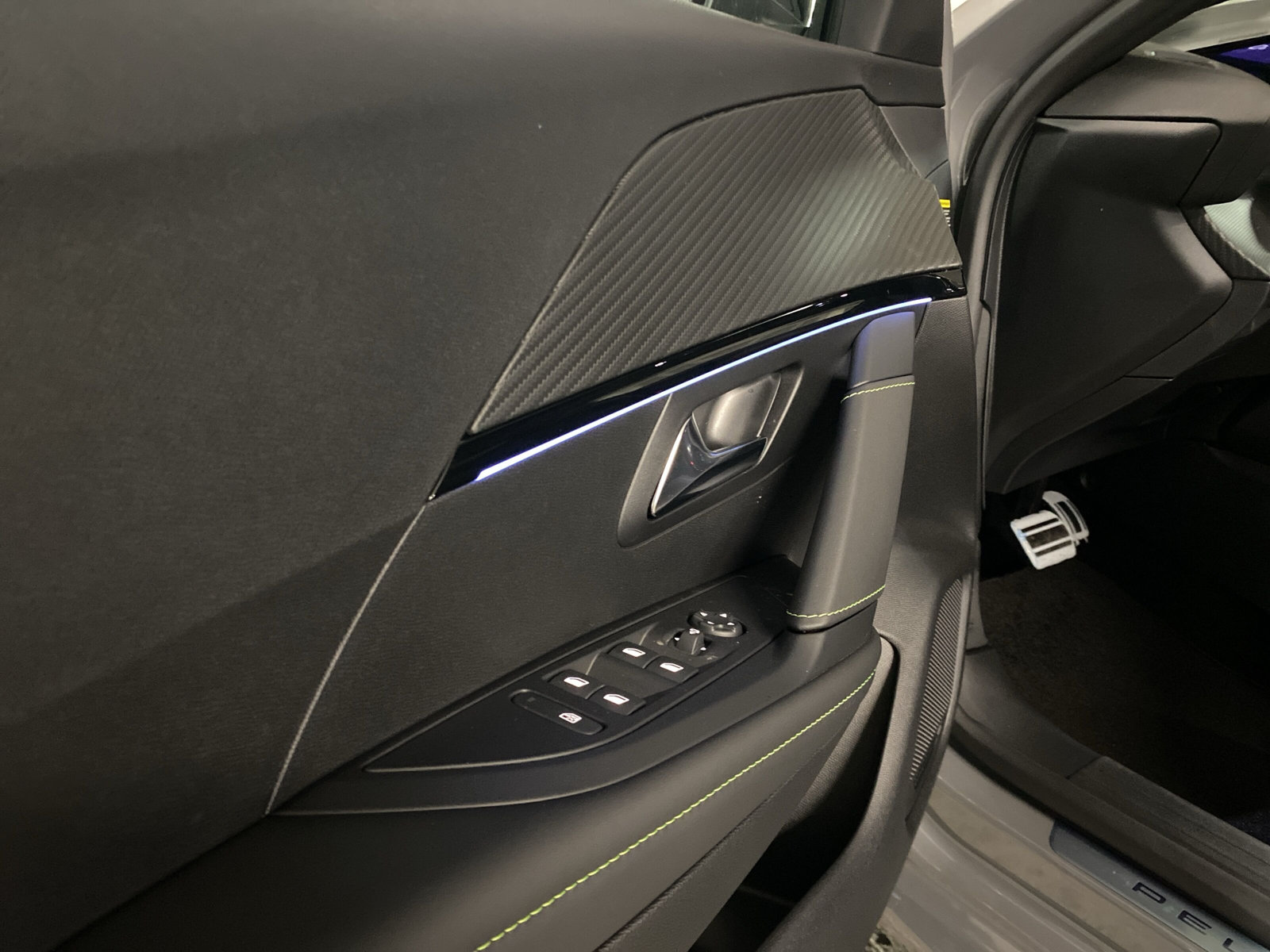 208 GT HYBRID 145 e-DSC6