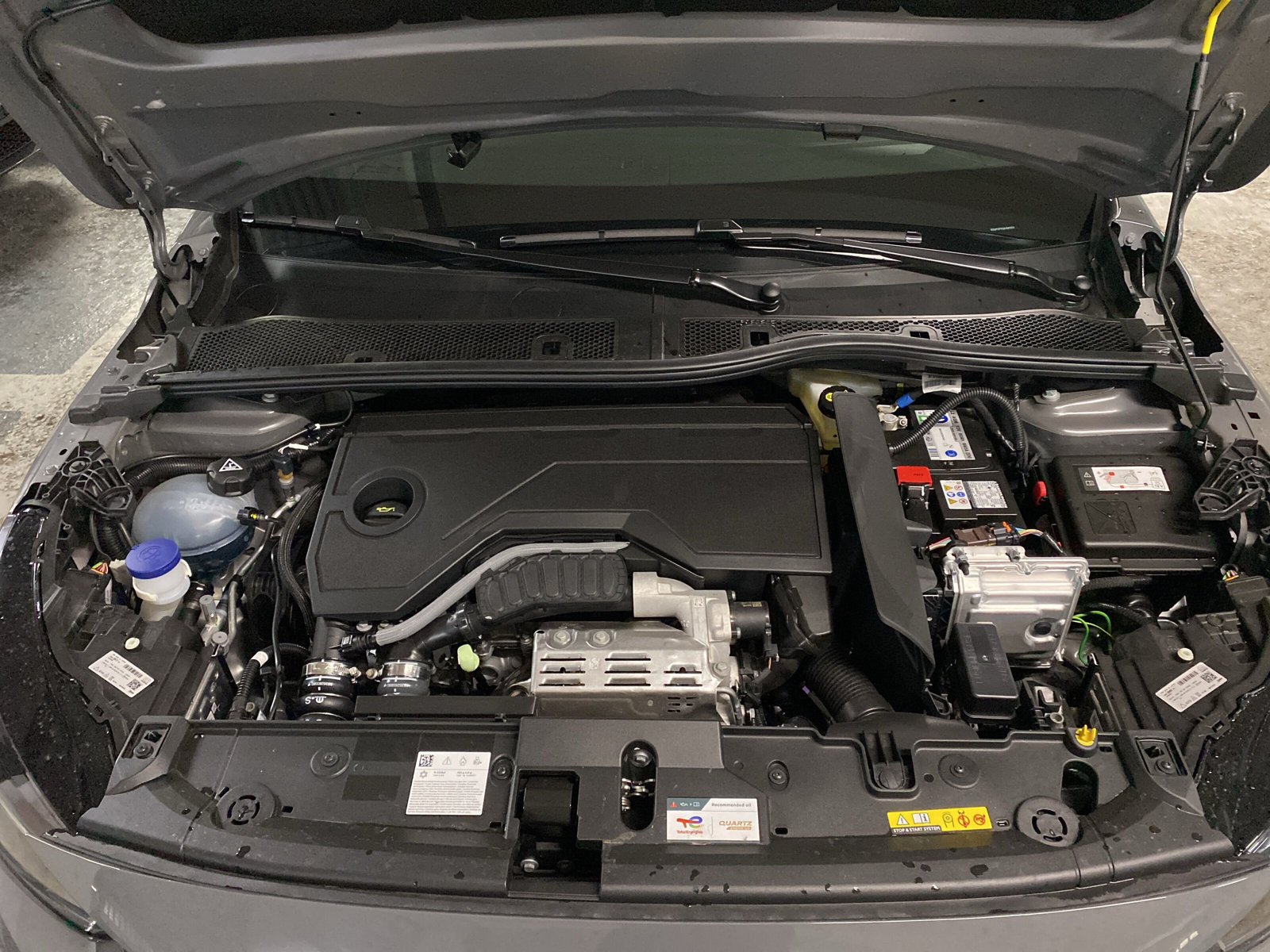 208 GT HYBRID 145 e-DSC6