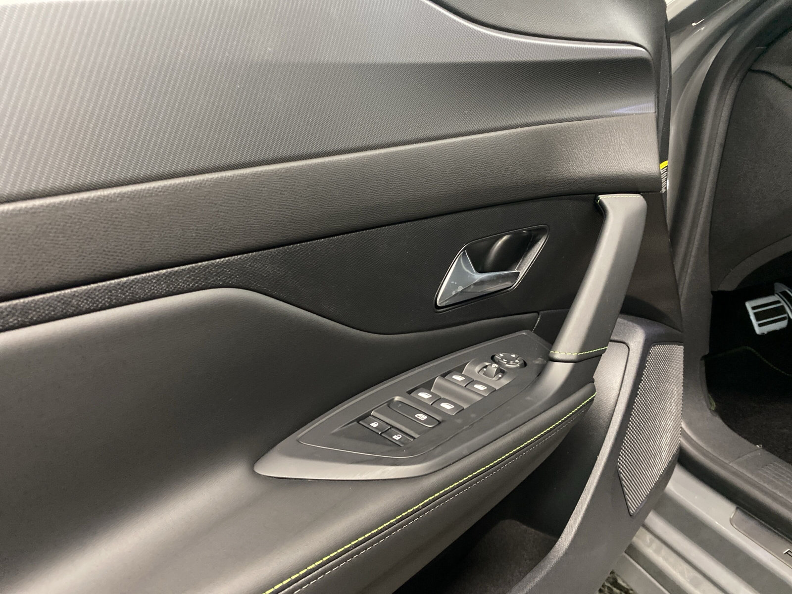 308 SW GT HYBRID 136 e-DSC6