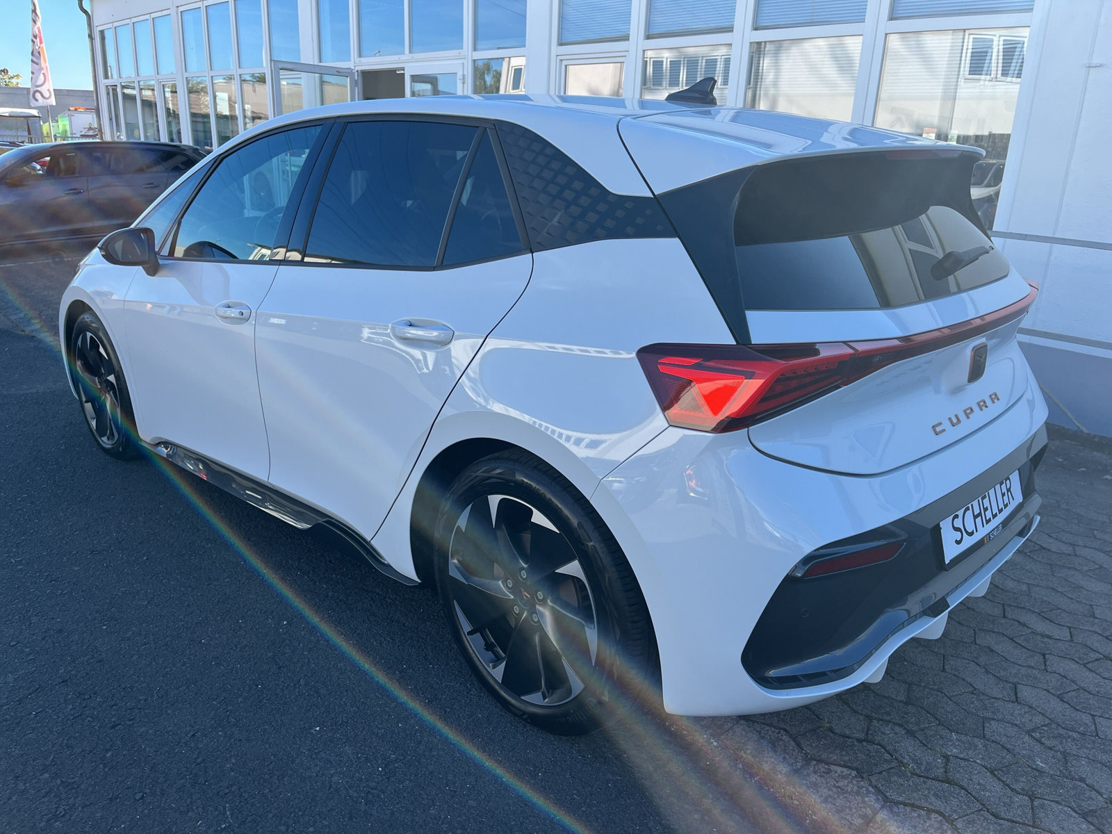 Born 150 kW 58 kWh *ACC*SHZ*NAVI*