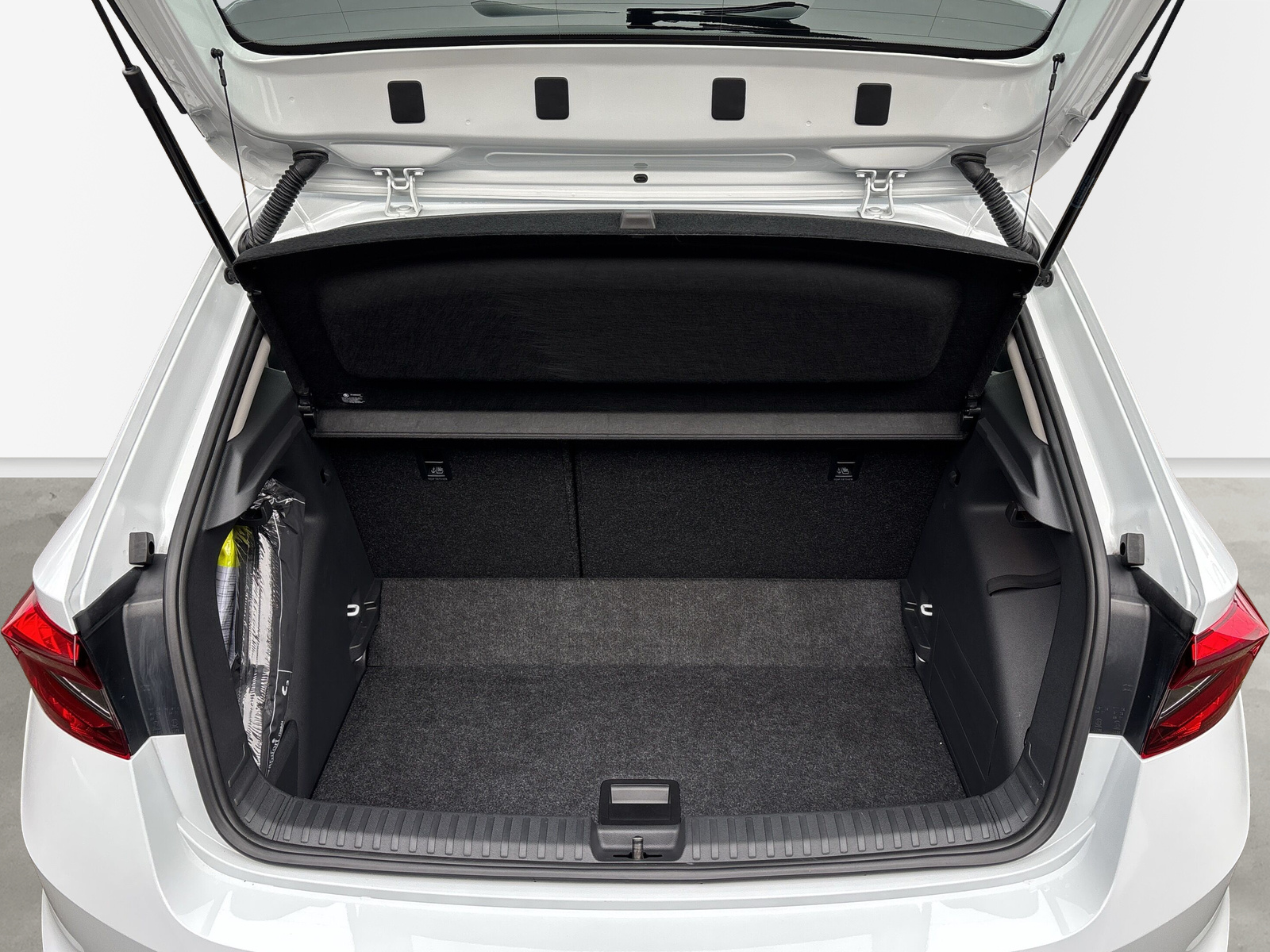 Fabia Ambition 1.0 MPI 5-Gang *SHZ*2-ZONEN*ELEKTR-FENSTER*