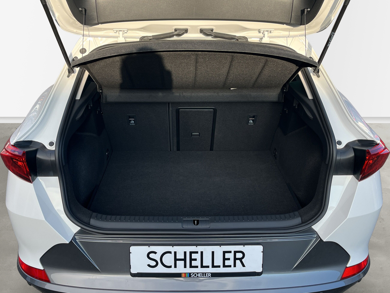 Formentor Basis 1.4 e-Hybrid DSG *AMBIENTE*PDC*NAVI*204PS*