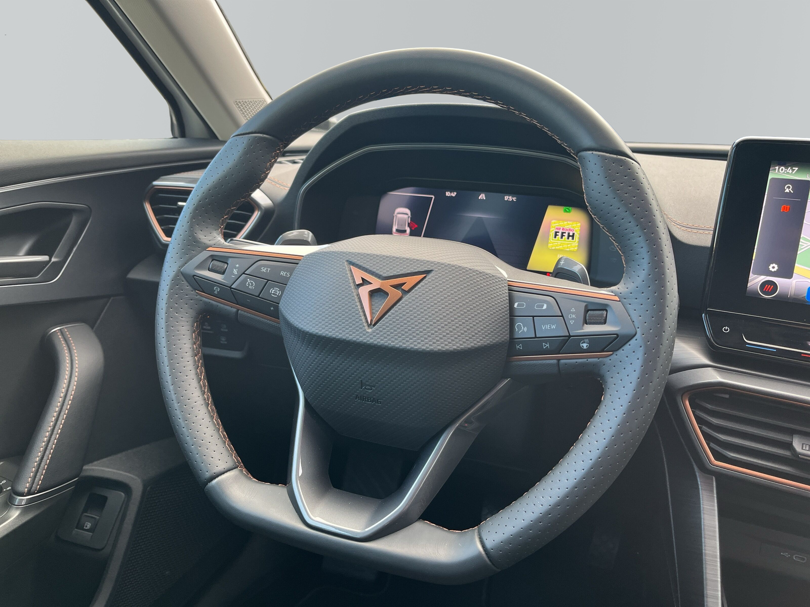 Formentor Basis 1.4 e-Hybrid DSG *AMBIENTE*PDC*NAVI*204PS*