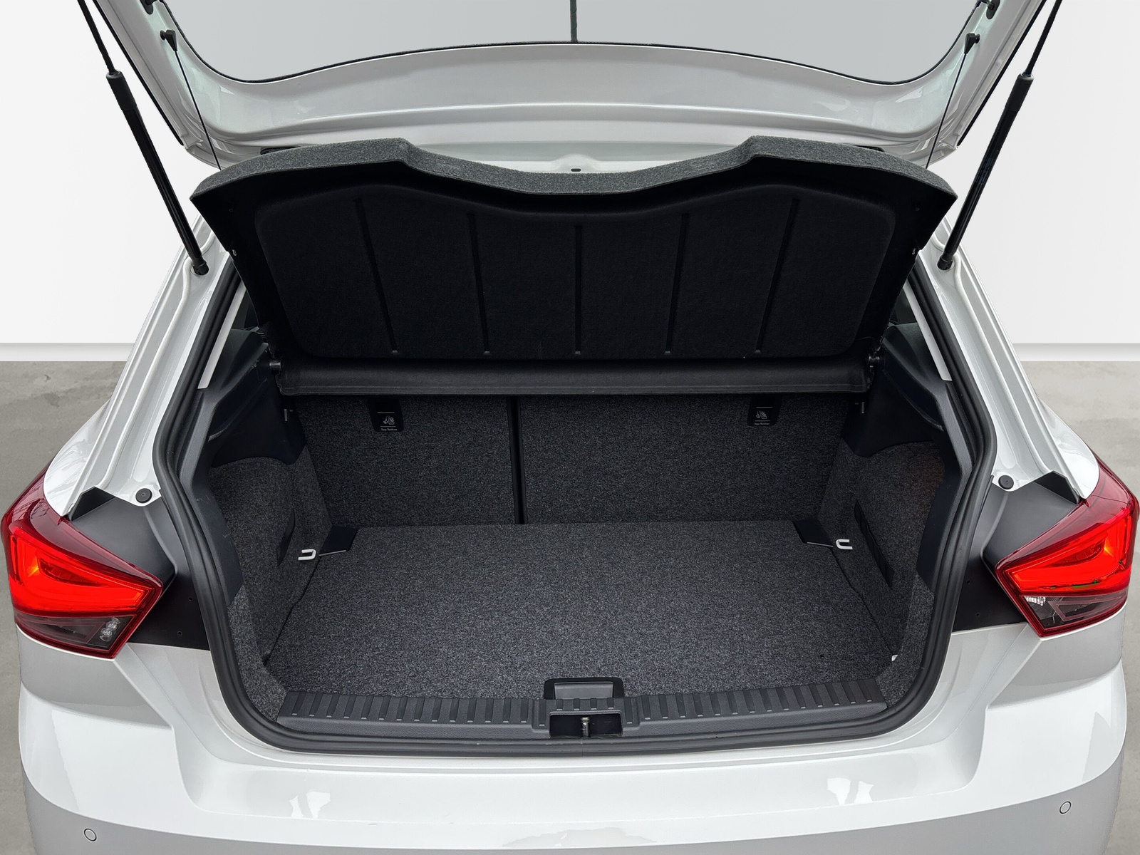 Ibiza Style Beats 1.0 TSI 6-Gang *LED*SHZ*BEATS*AHK