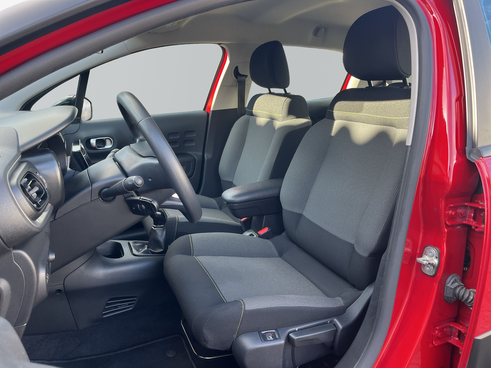 C3 Feel Pack 1.2 PureTech 5 Gang *SHZ*LED*KLIMAAUTO*PDC*