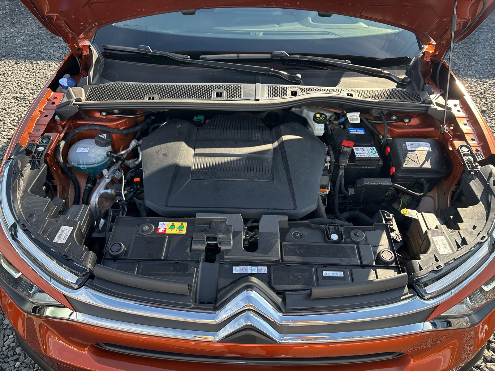 C4 Lim. ë- Feel Pack 50kWh *KAMERA*WSS-HZG*LENK-HZG*