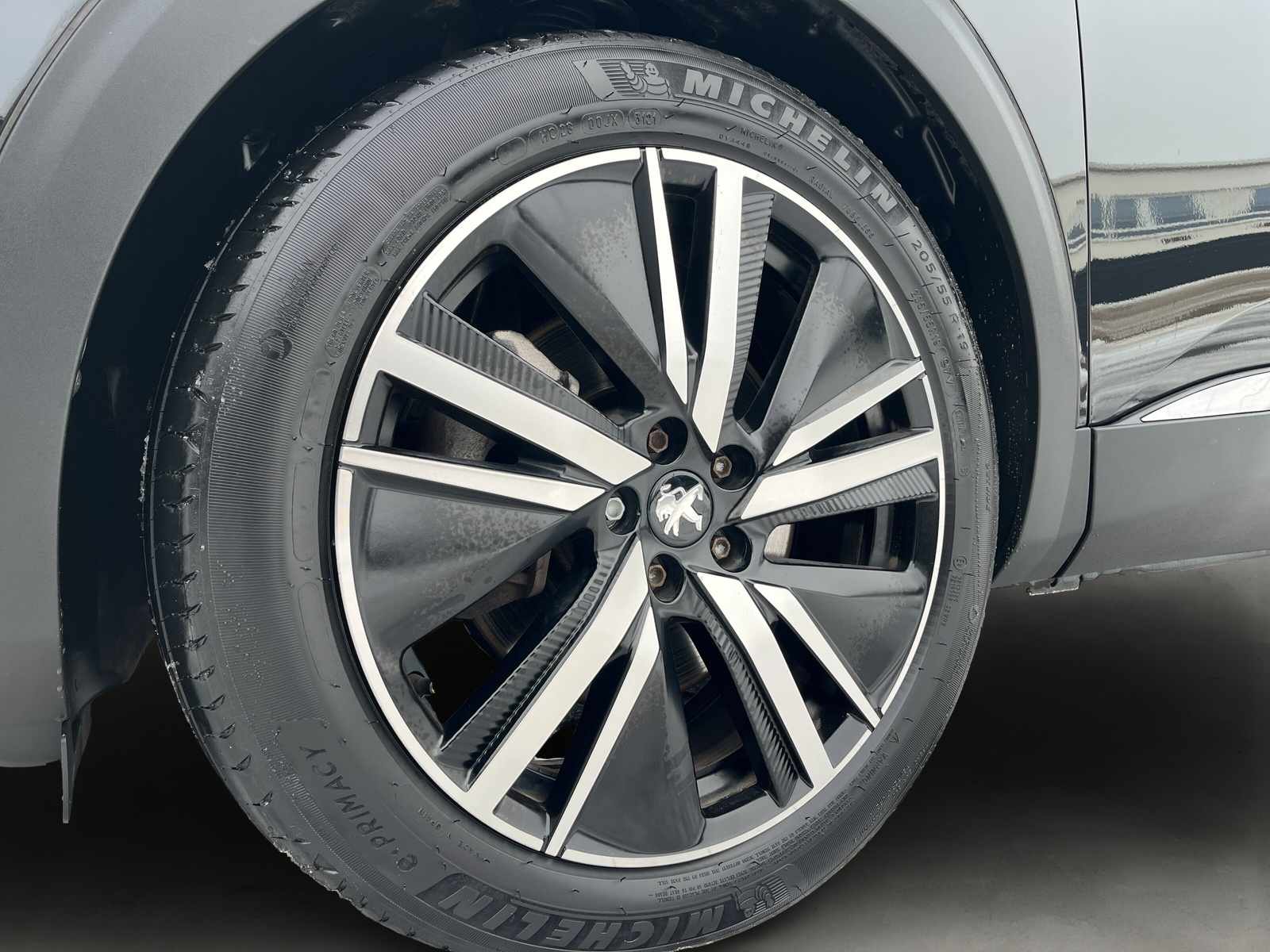 3008 Hybrid4 300 GT 1.6 EAT8 *AHK*NIGHT-VISON*MASSAGE*PANO*FOCAL*