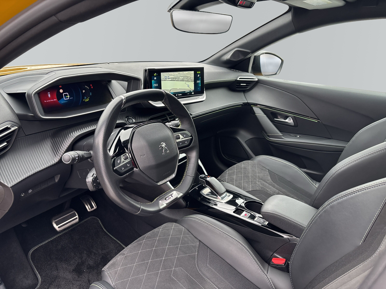 208 e- GT Pack 50 kWh *PANO*SHZ*ACC*KAMERA*