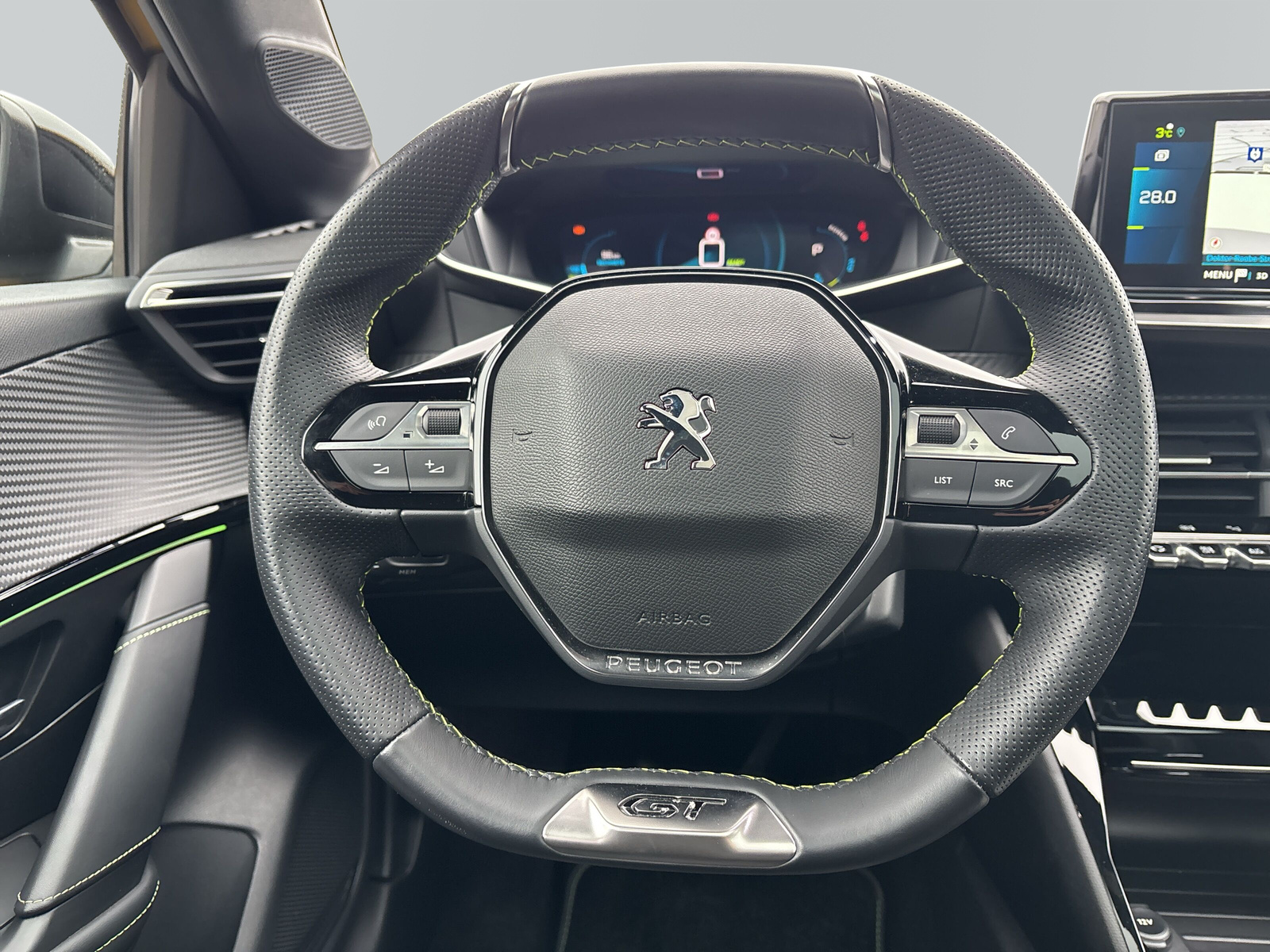 208 e- GT Pack 50 kWh *PANO*SHZ*ACC*KAMERA*