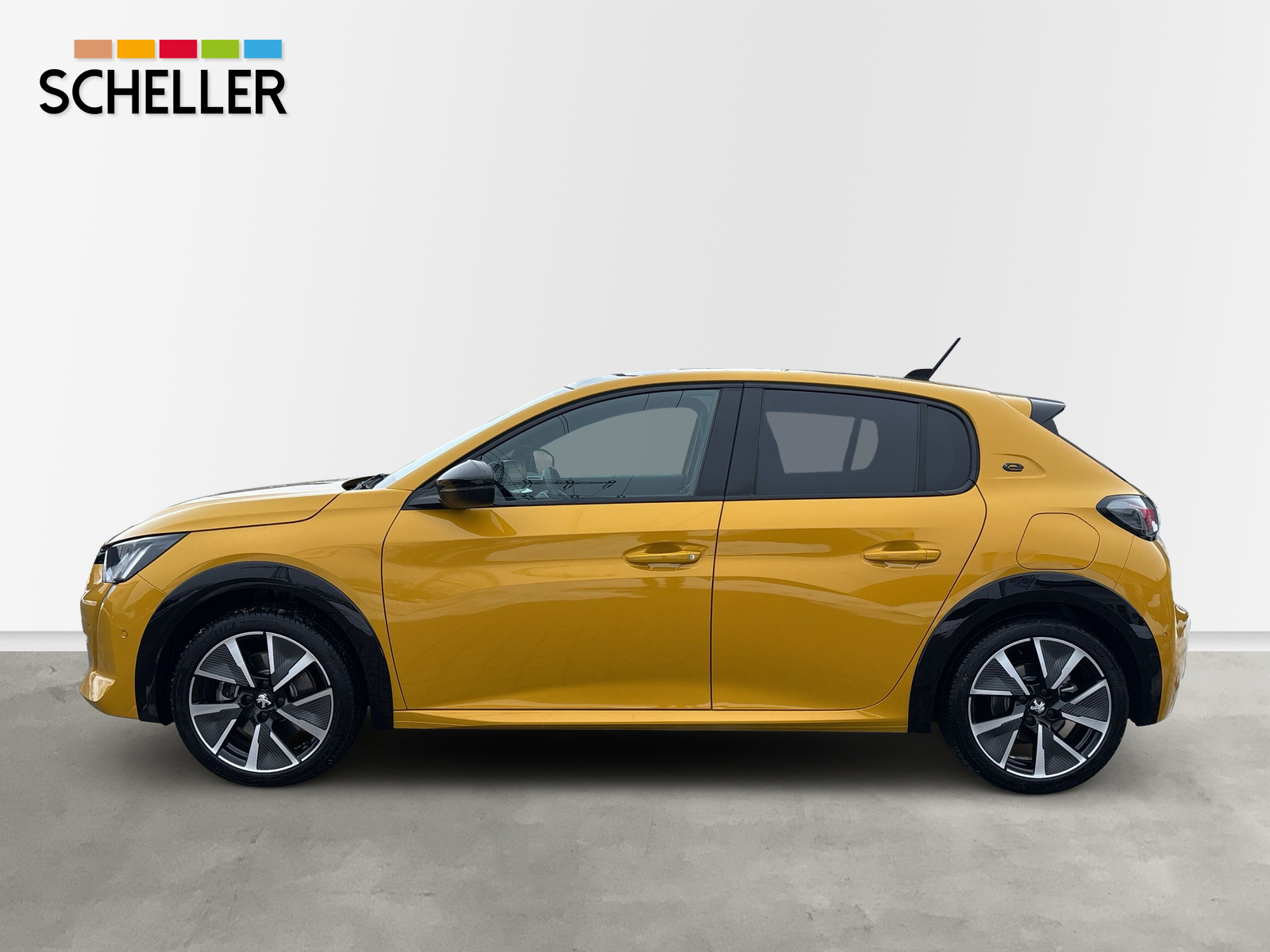 208 e- GT Pack 50 kWh *PANO*SHZ*ACC*KAMERA*