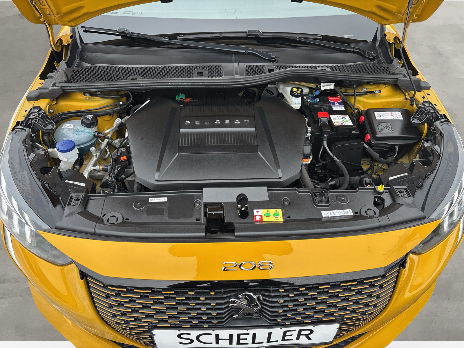 208 e- GT Pack 50 kWh *PANO*SHZ*ACC*KAMERA*