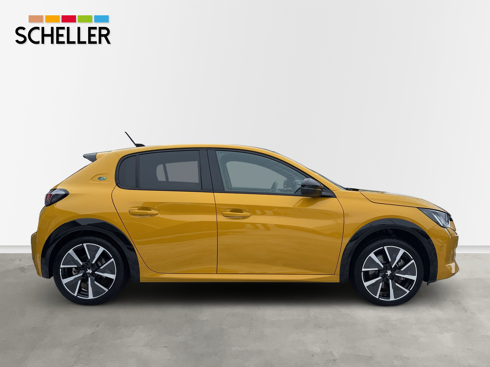 208 e- GT Pack 50 kWh *PANO*SHZ*ACC*KAMERA*